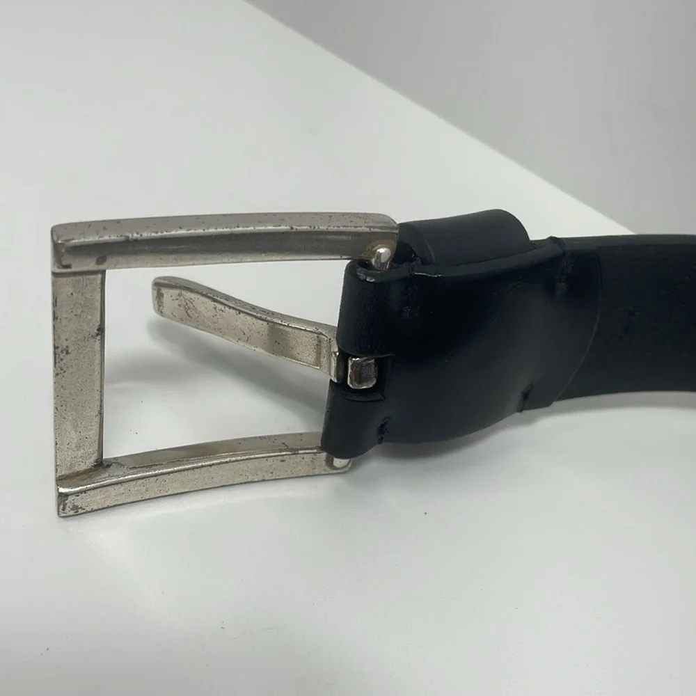 Kenneth Cole Black Genuine Leather Belt SN K1467 Size Medium